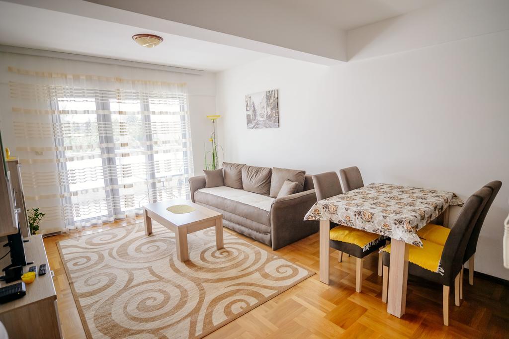 Apartment Apartman Sidro